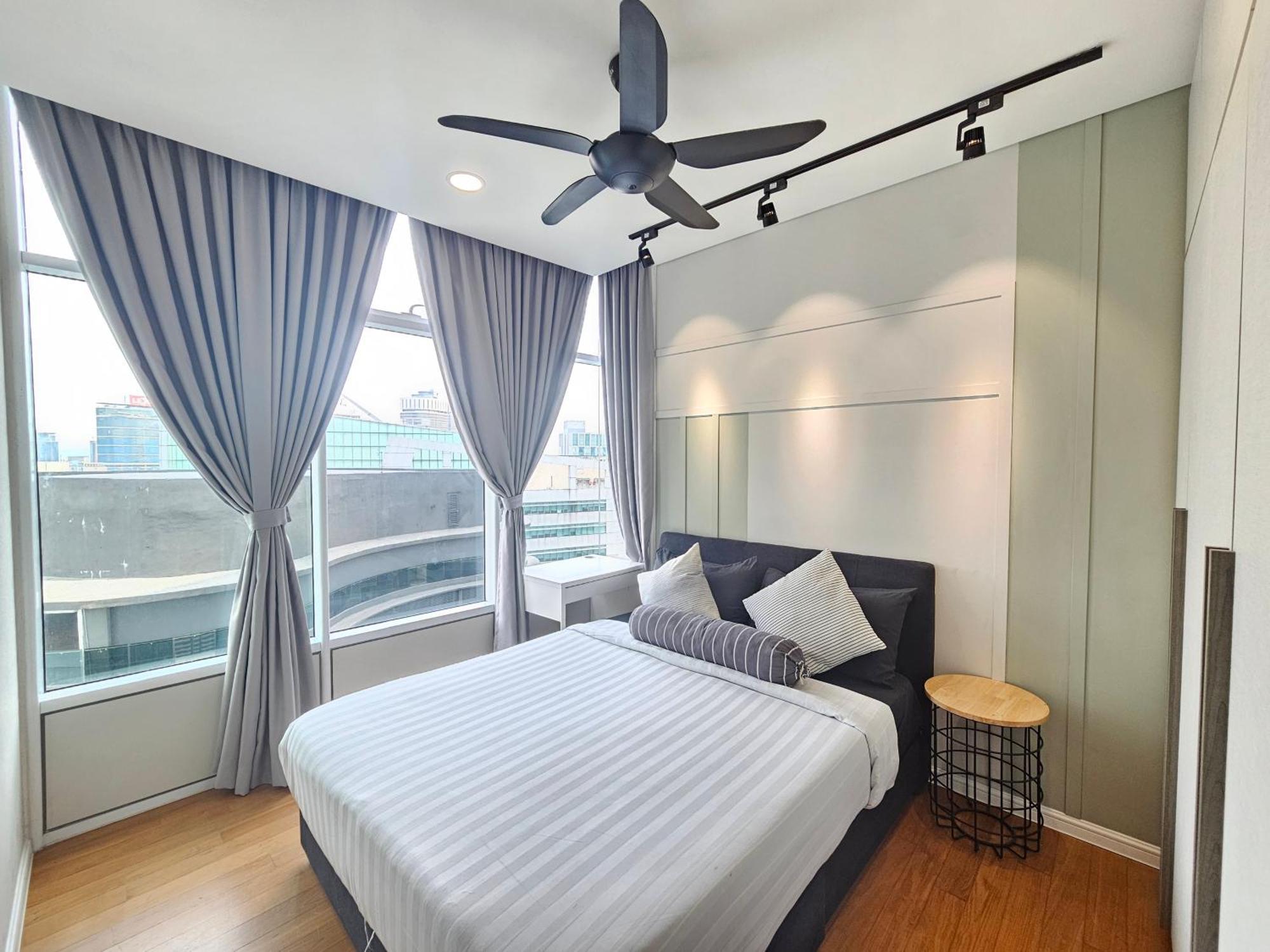 Sky Suites Klcc By Staylar Куала-Лумпур Екстер'єр фото