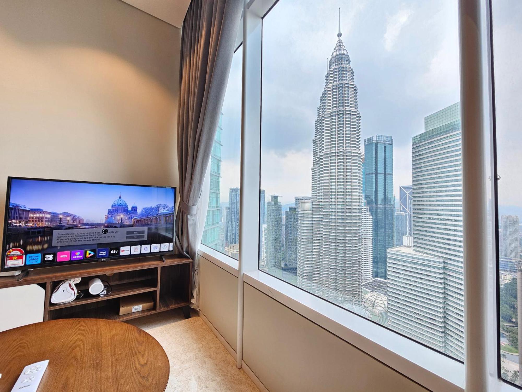 Sky Suites Klcc By Staylar Куала-Лумпур Екстер'єр фото