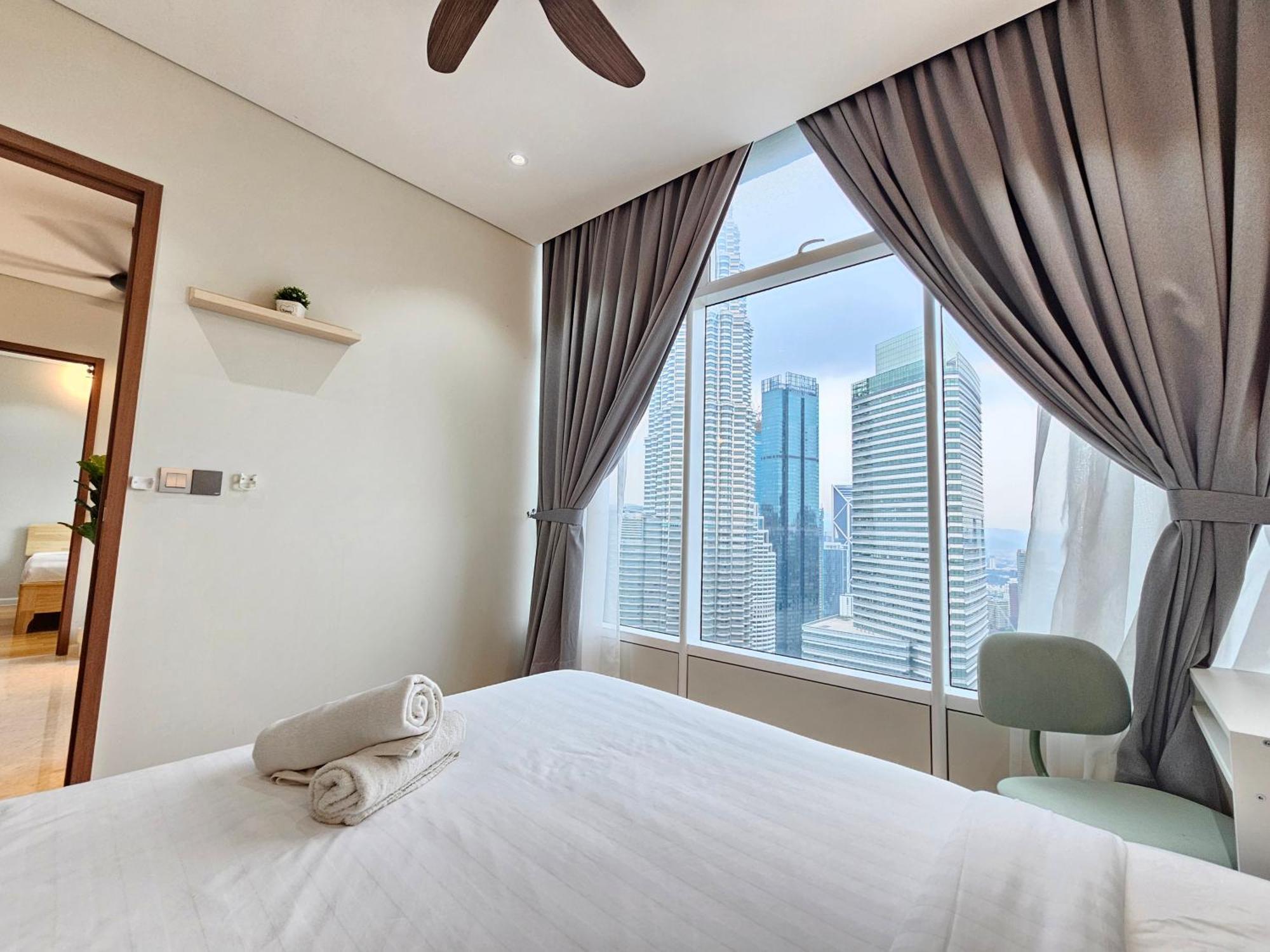 Sky Suites Klcc By Staylar Куала-Лумпур Екстер'єр фото